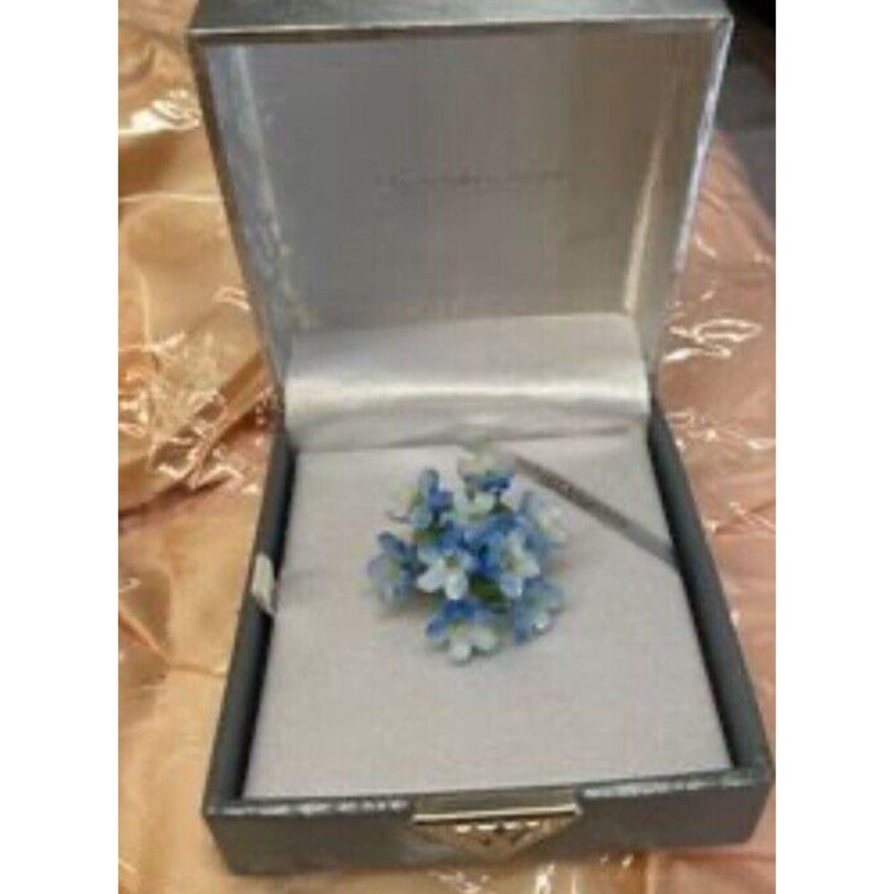 Vintage Bone China flower bouquet pin brooch made in England handmade